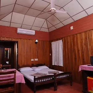vembanad-lake-villas.kerala-hotels.net/