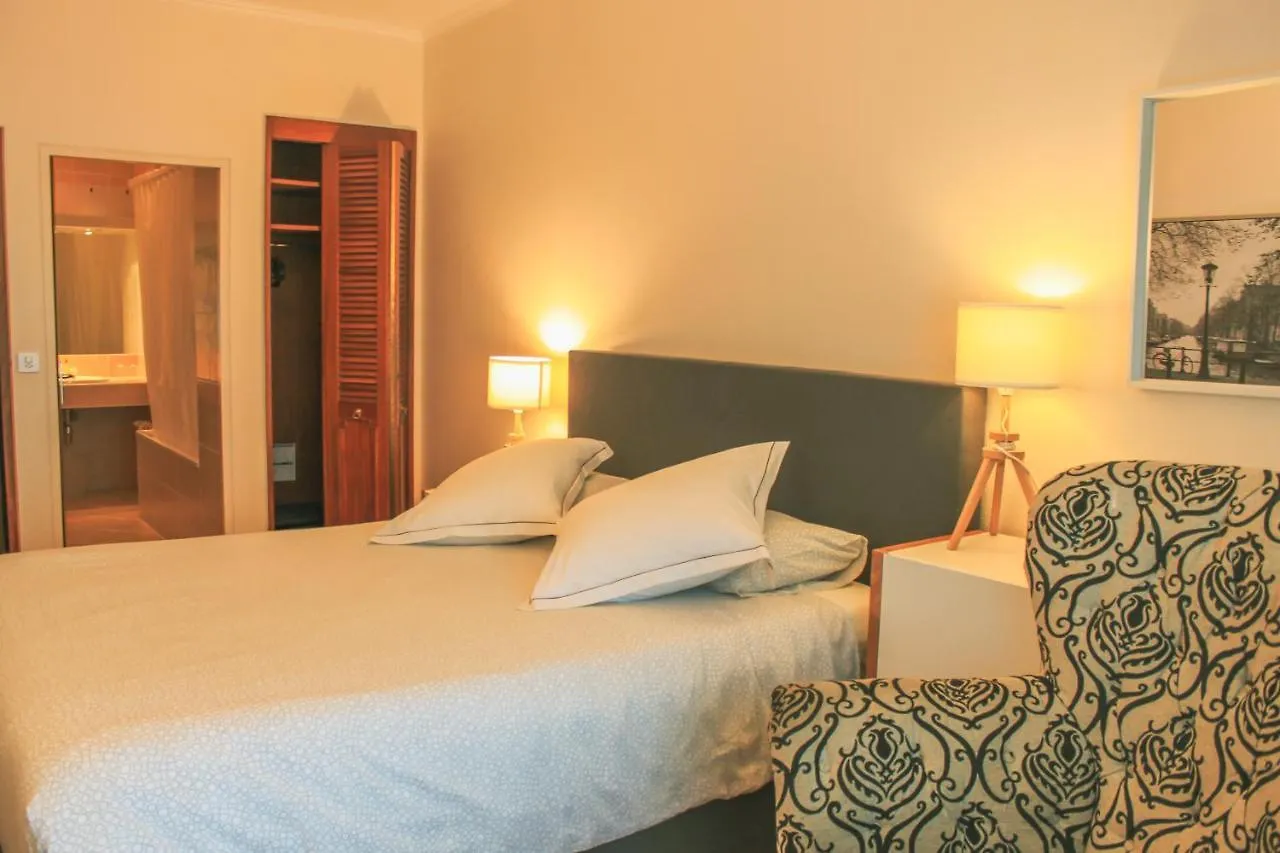 Hotel Les Arcades Geneva 2*,