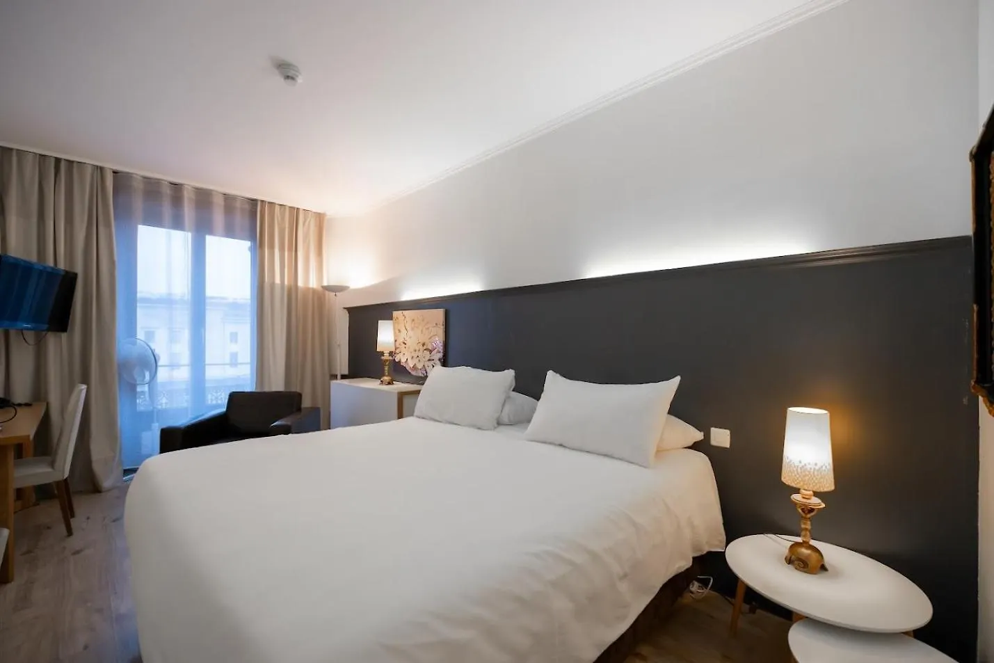 Hotel Les Arcades Geneva Switzerland