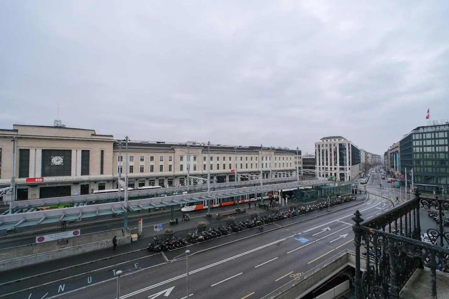 **  Hotel Les Arcades Geneva Switzerland